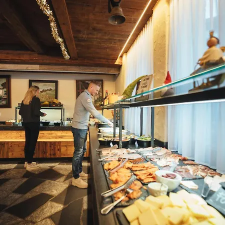 Budget At Alpen Resort, & Dining