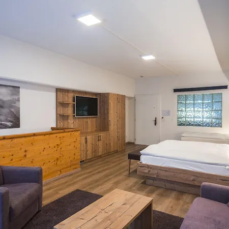 Budget At Alpen Resort, & Dining 酒店 采尔马特