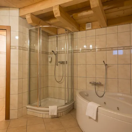 Budget فندق زيرمات