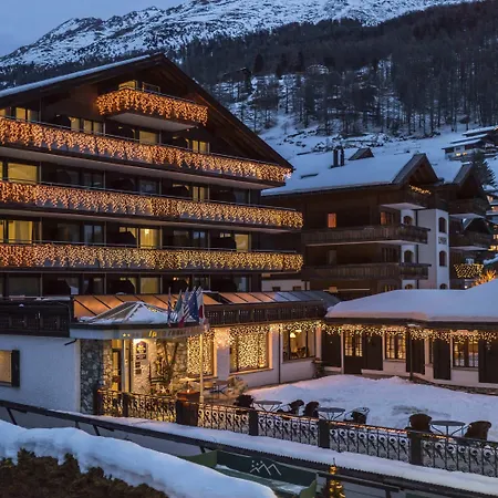 酒店 Budget At Alpen Resort, & Dining 3*