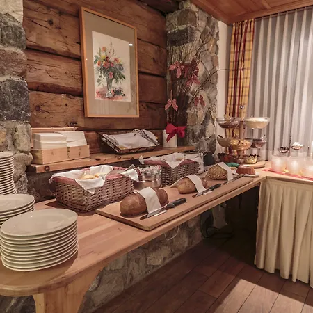 酒店 Budget At Alpen Resort, & Dining