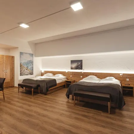 Budget At Alpen Resort, & Dining
